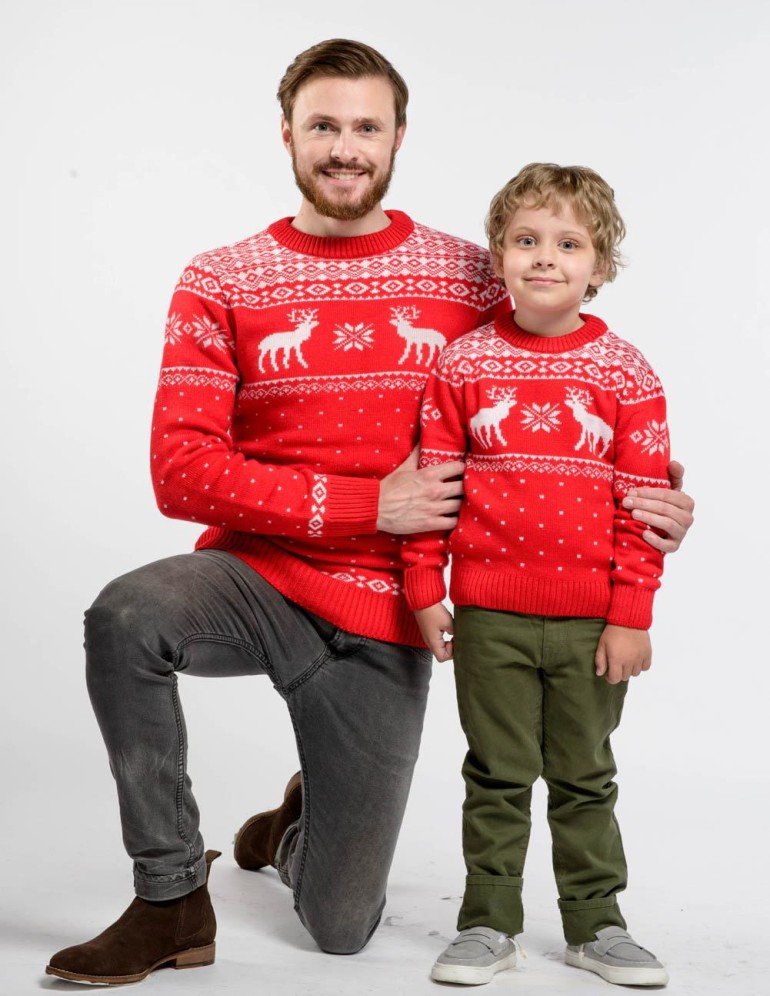 Свитеры с оленями для папы и сына - фото2