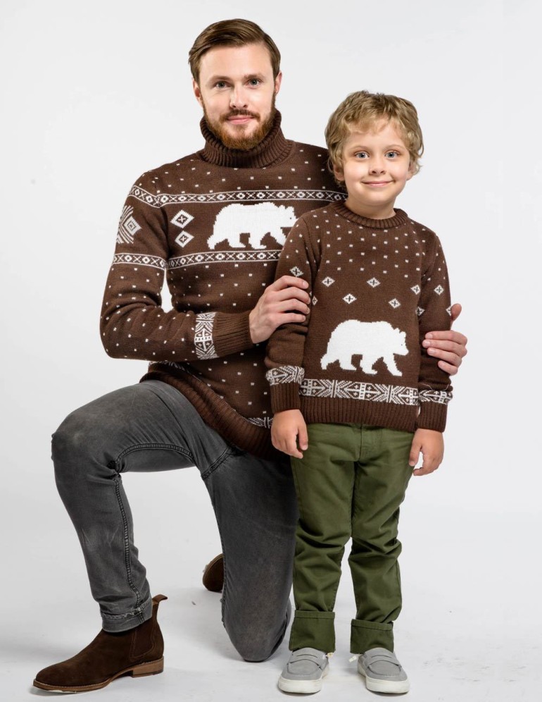 Свитеры с медведем для папы и сына - фото1