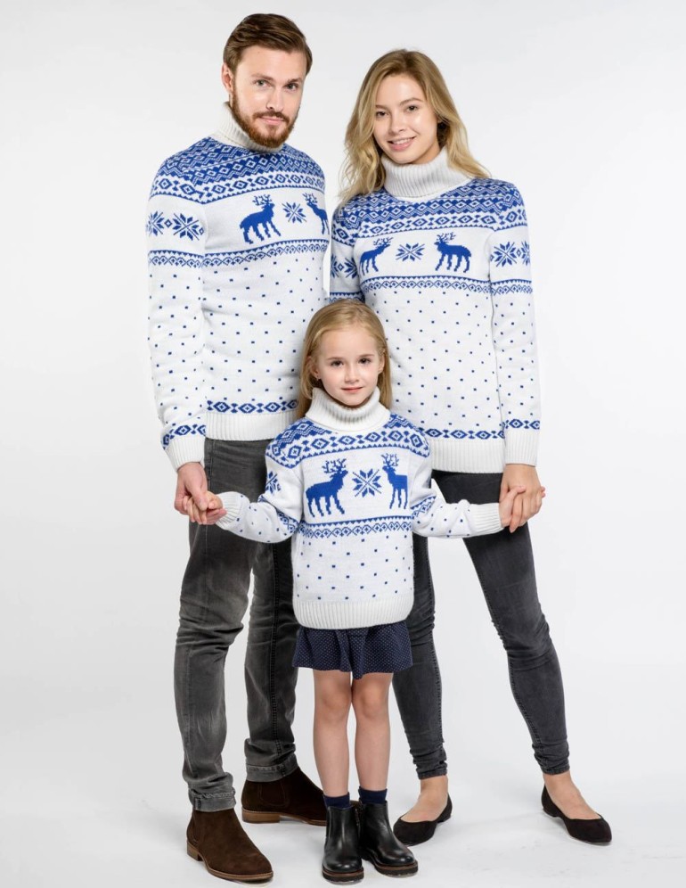 Свитеры с оленями для папы, мамы и ребёнка - фото3
