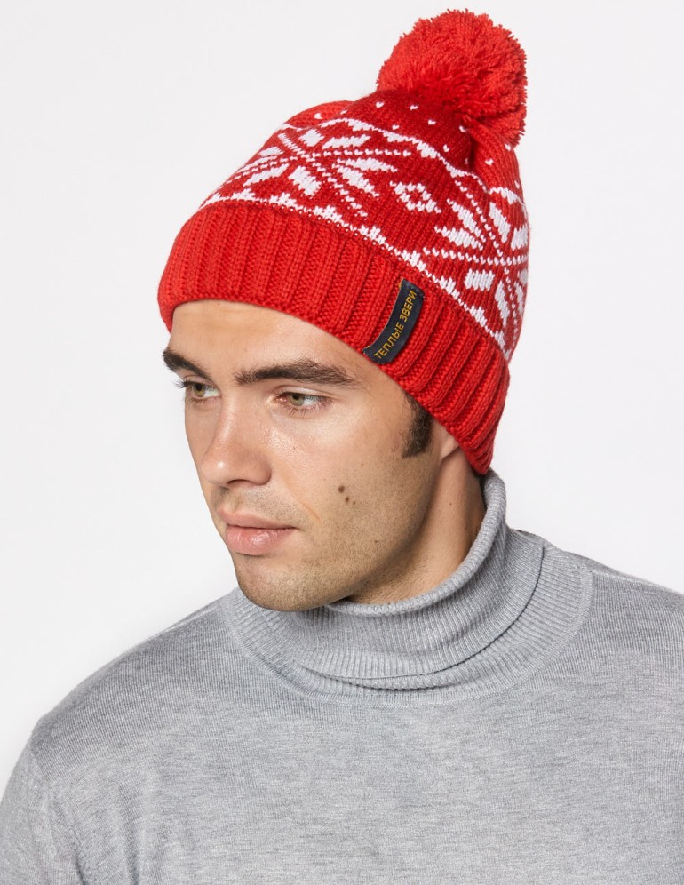 Мужская шапка со скандинавскими снежинками - фото1