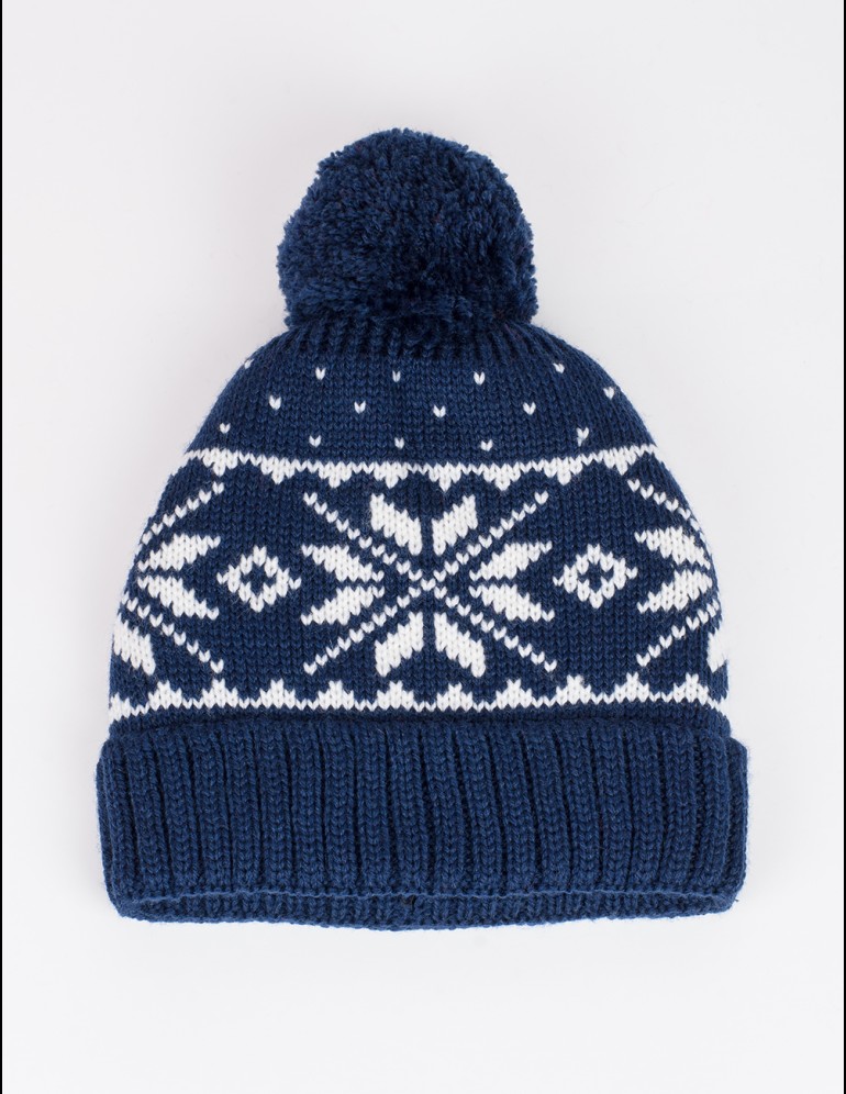 Мужская шапка со скандинавскими снежинками - фото5