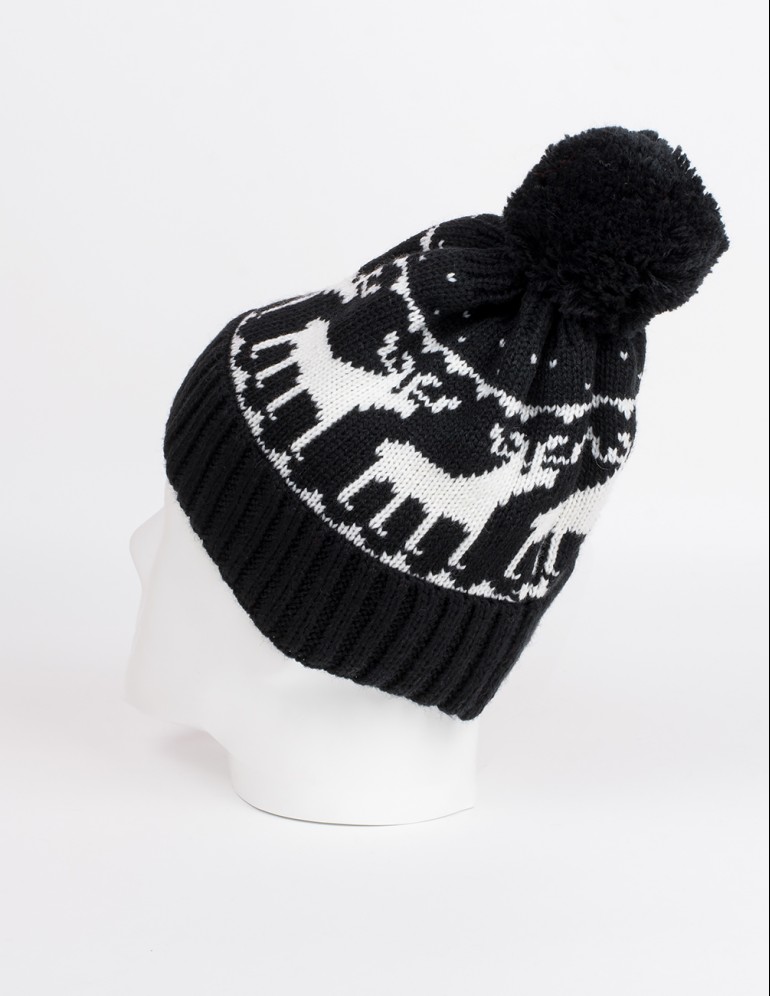 Мужская шапка с оленями - фото4