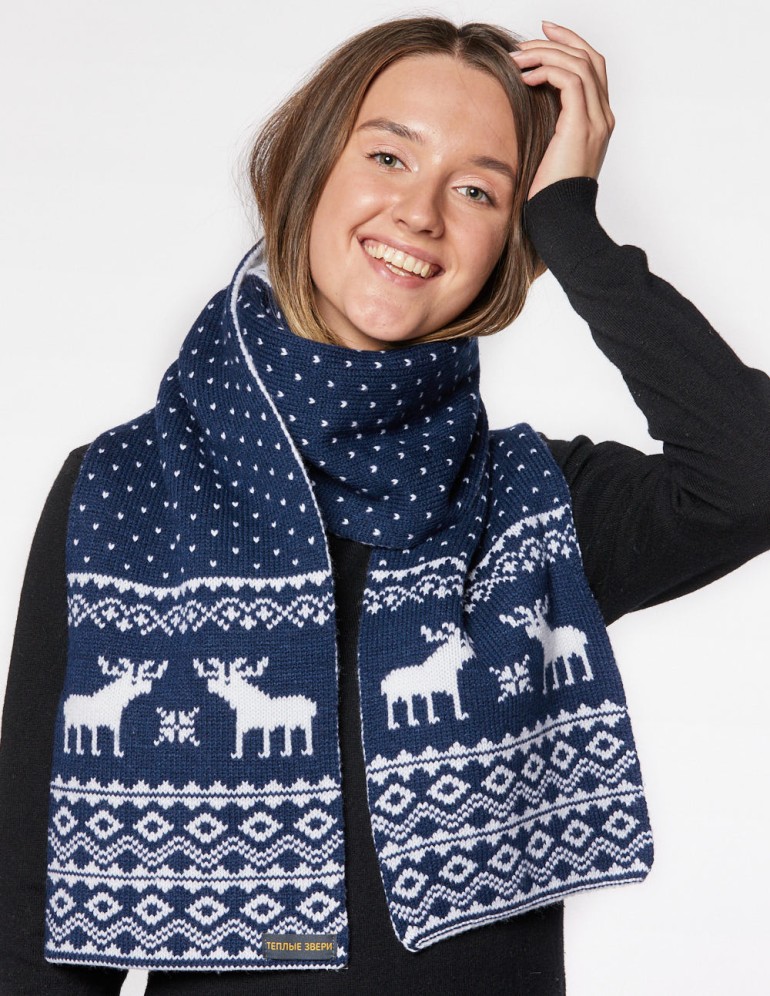 Женский шарф с оленями - фото2