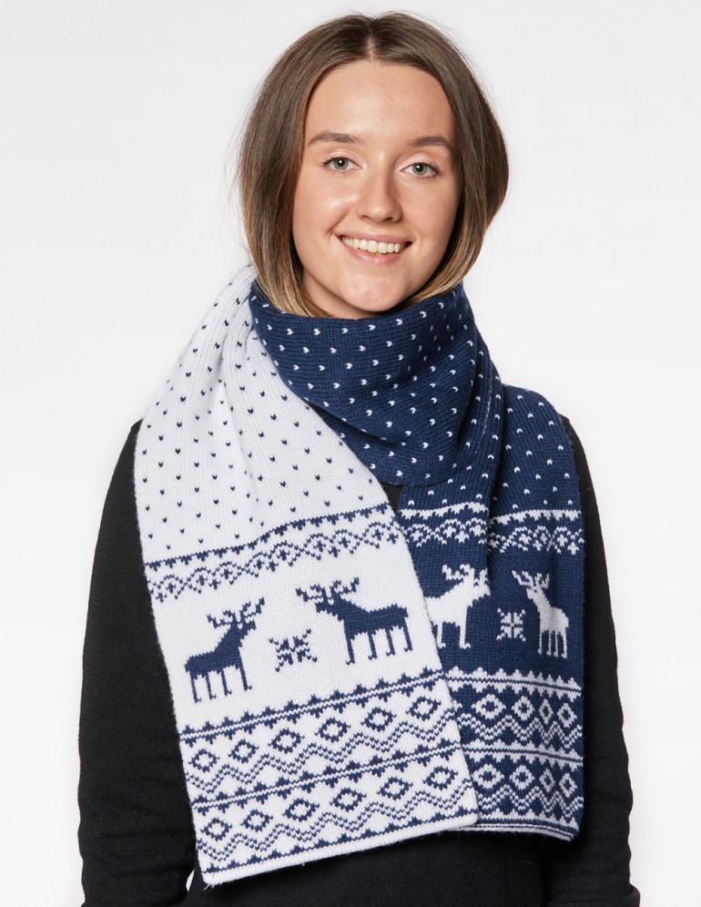 Женский шарф с оленями - фото3