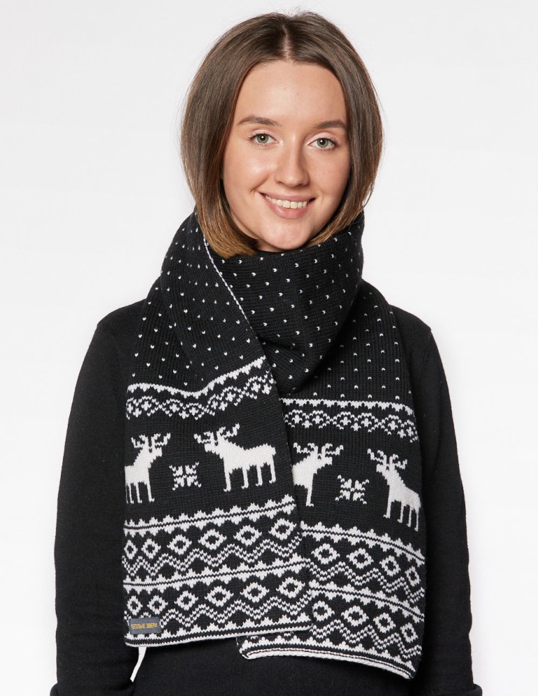 Женский шарф с оленями - фото1