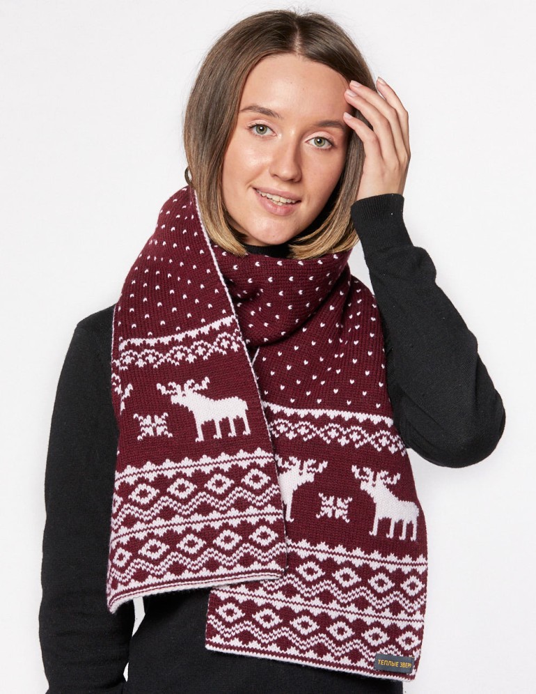 Женский шарф с оленями - фото1