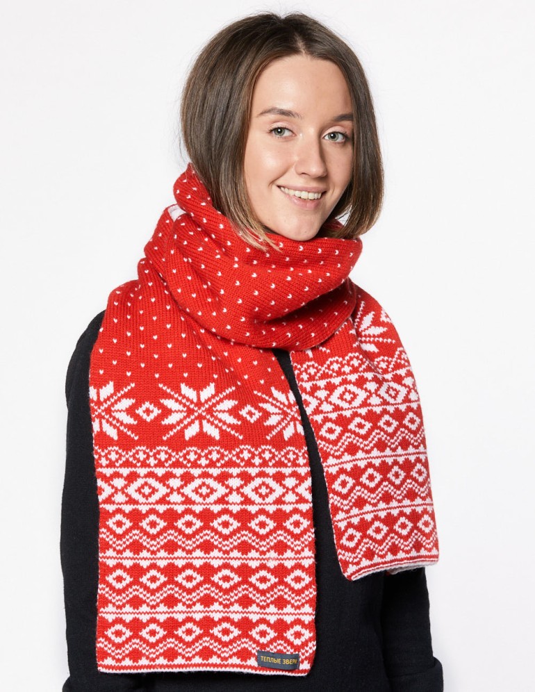 Женский шарф со скандинавскими снежинками - фото3