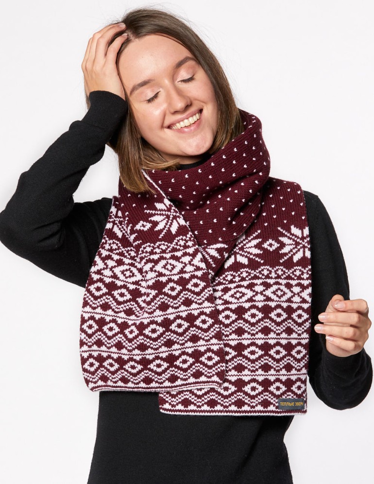 Женский шарф со скандинавскими снежинками - фото2