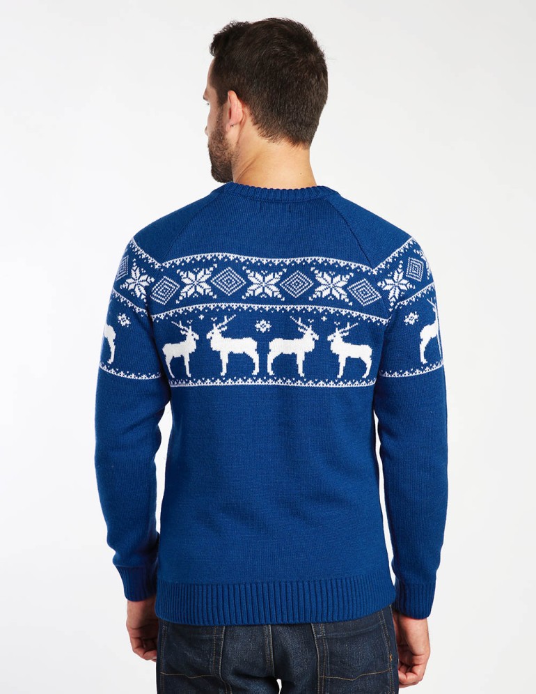 Мужской свитер с оленями в ряд - фото3