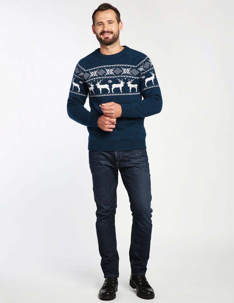 Мужской свитер с оленями в ряд - фото4