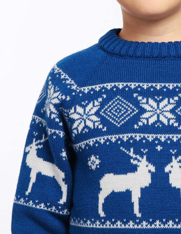 Детский свитер с оленями в ряд - фото5