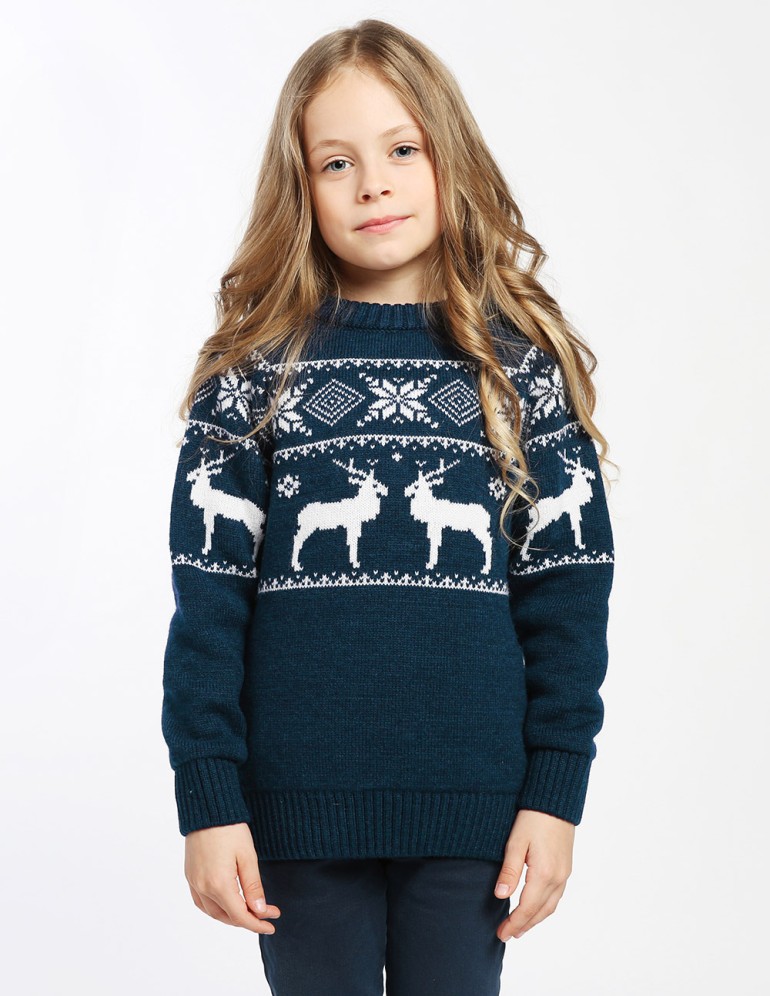 Детский свитер с оленями в ряд - фото1