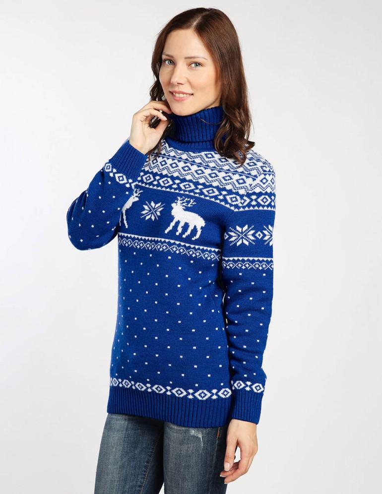 Женский свитер с оленями - фото2