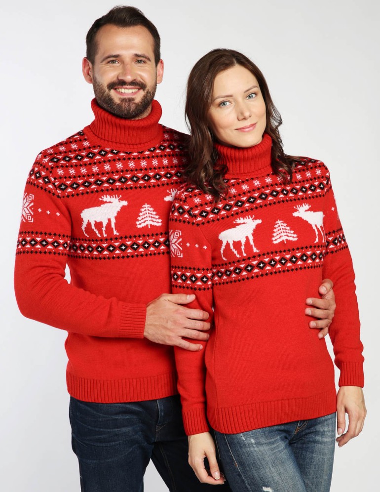 Мужской и женский свитеры с лосями - фото2