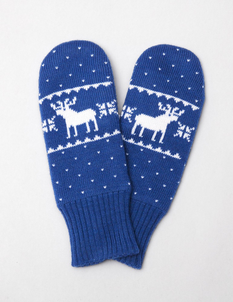 Женские варежки с оленями - фото1