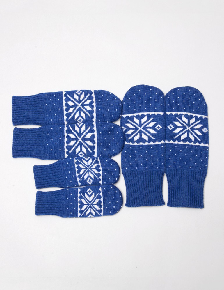 Варежки со снежинками для папы, мамы и ребёнка - фото4