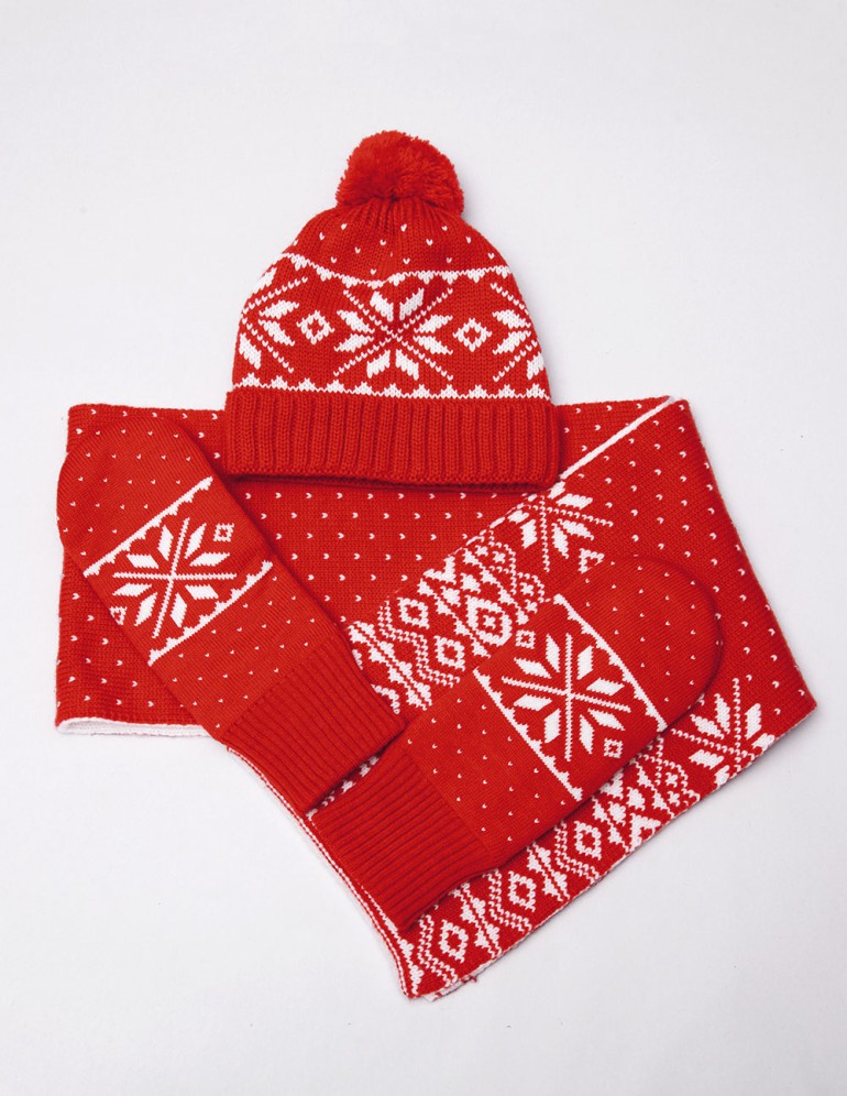 Женские шапка, шарф и варежки со снежинками - фото4