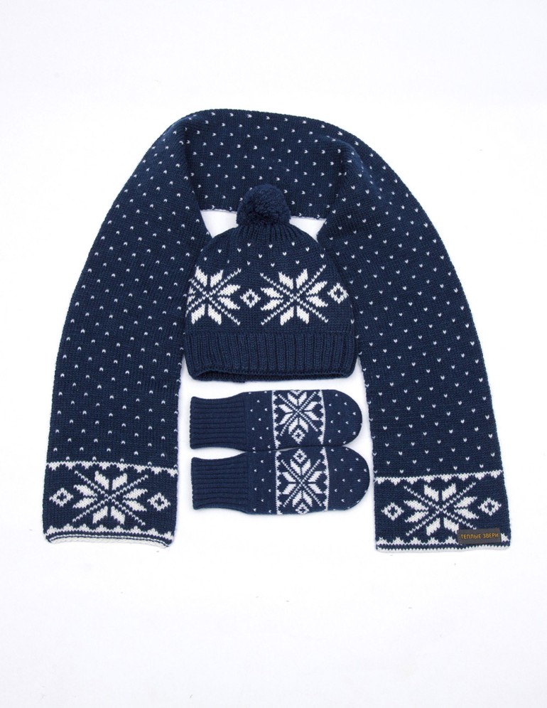 Детские шапка, шарф и варежки со снежинками - фото4