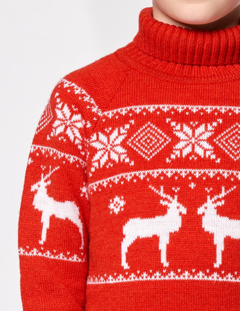 Детский свитер с оленями в ряд с горлом - фото5