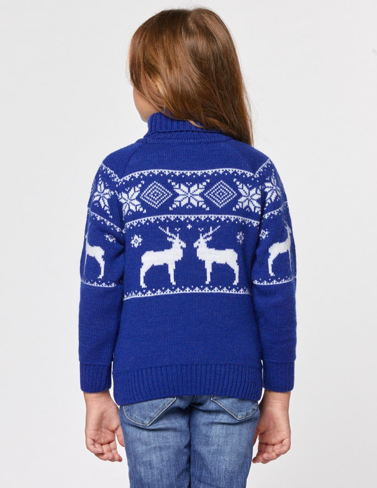 Детский свитер с оленями в ряд с горлом - фото3