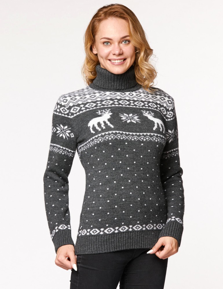 Женский свитер с оленями - фото5