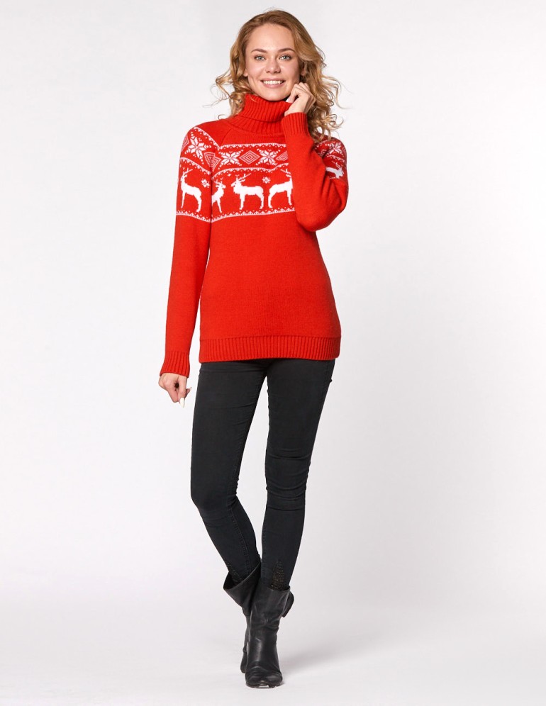 Женский свитер с оленями в ряд - фото3