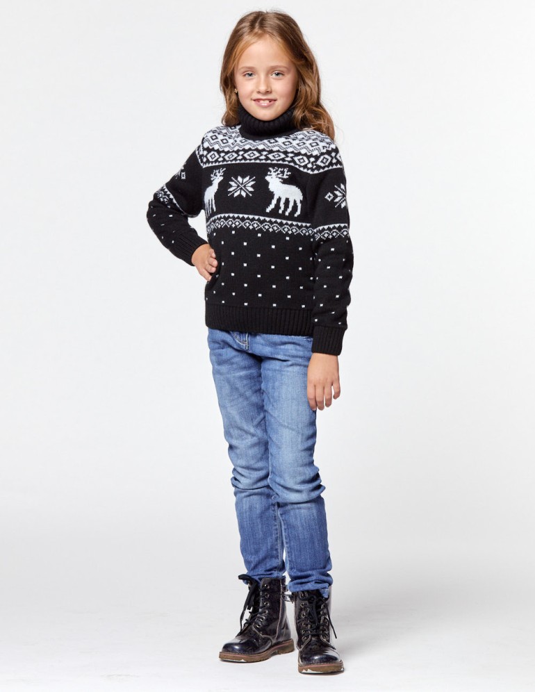 Детский свитер с оленями - фото4