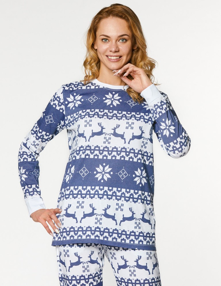 Женская пижама с оленями - фото1