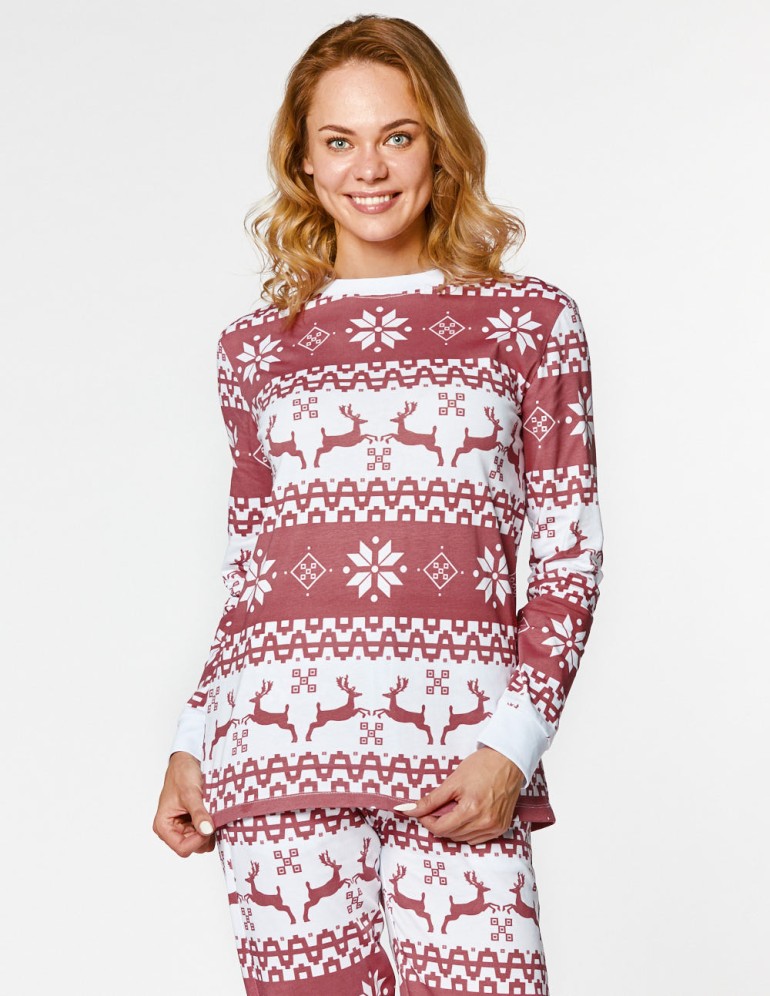 Женская пижама с оленями - фото1