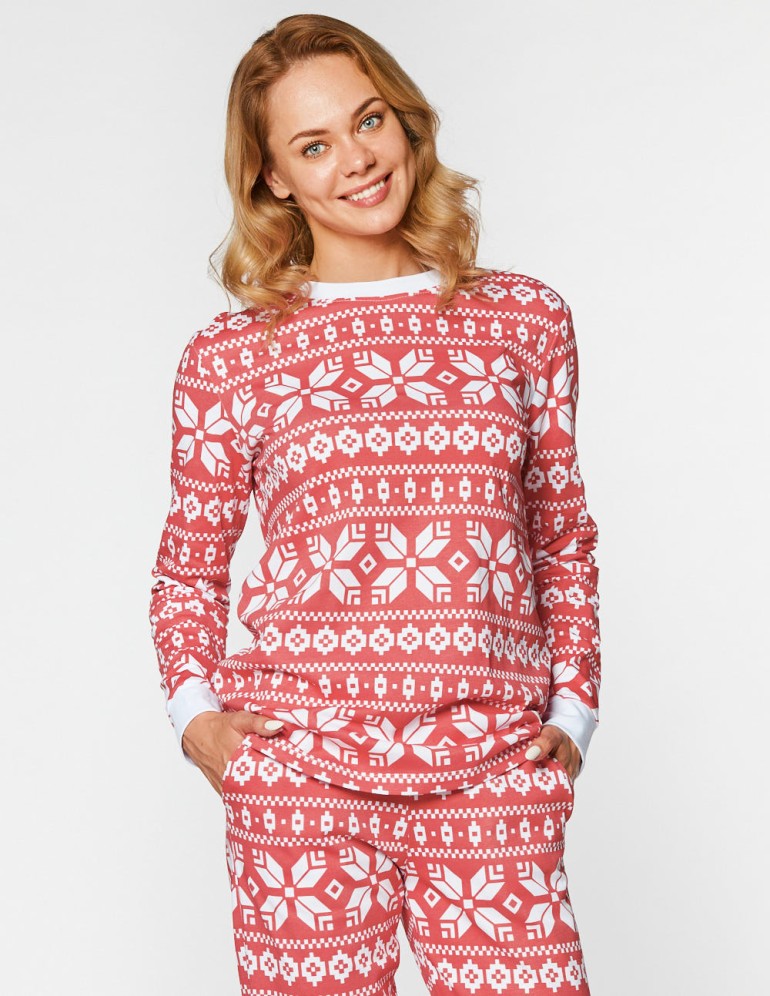 Женская пижама со снежинками - фото2