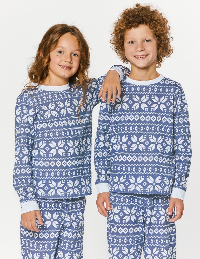 Детские парные пижамы со снежинками - фото3