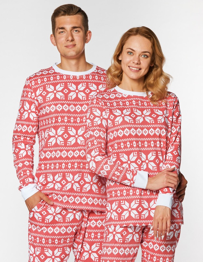 Мужская и женская пижамы со снежинками - фото2