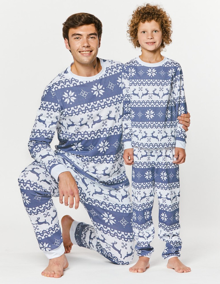 Пижамы с оленями для папы и сына - фото1