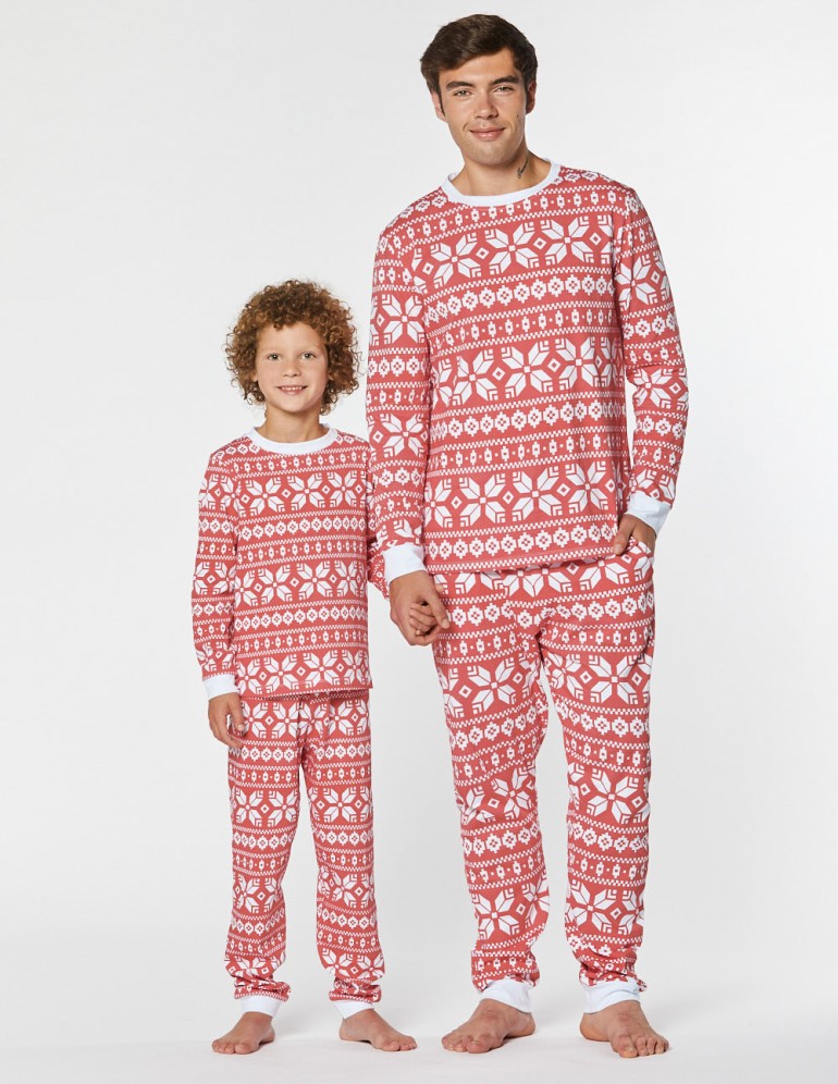 Пижамы со снежинками для папы и сына - фото4