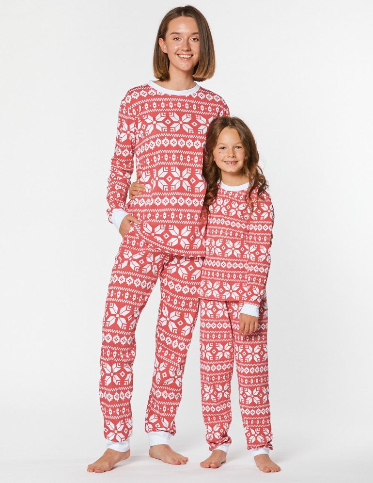 Пижамы со снежинками для мамы и дочки - фото3