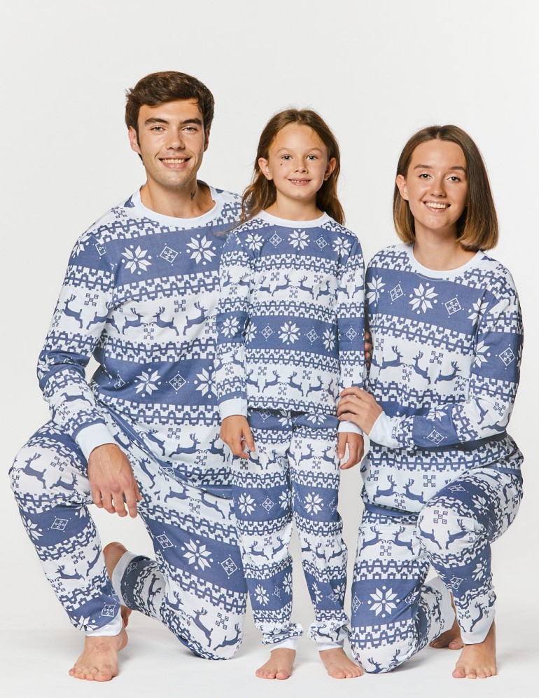 Пижамы с оленями для папы, мамы и ребёнка - фото3