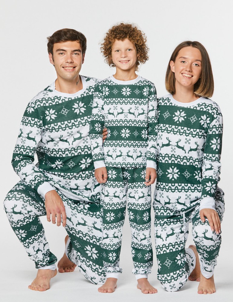 Пижамы с оленями для папы, мамы и ребёнка - фото4