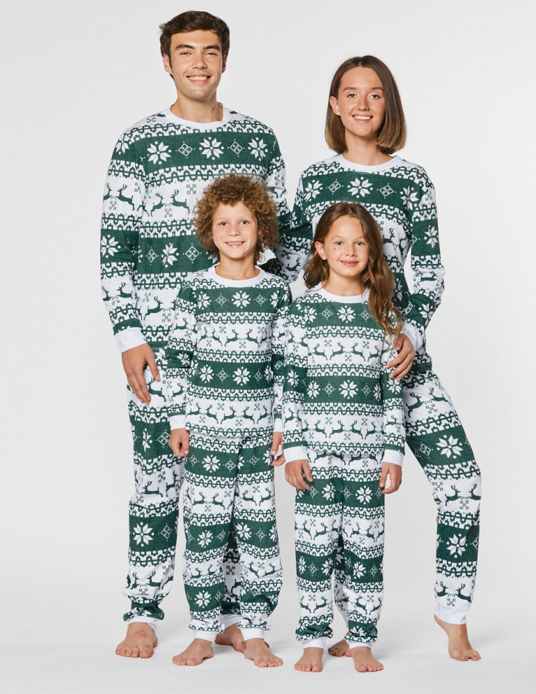 Пижамы с оленями для папы, мамы и двух детей - фото2