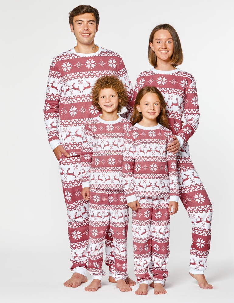Пижамы с оленями для папы, мамы и двух детей - фото2