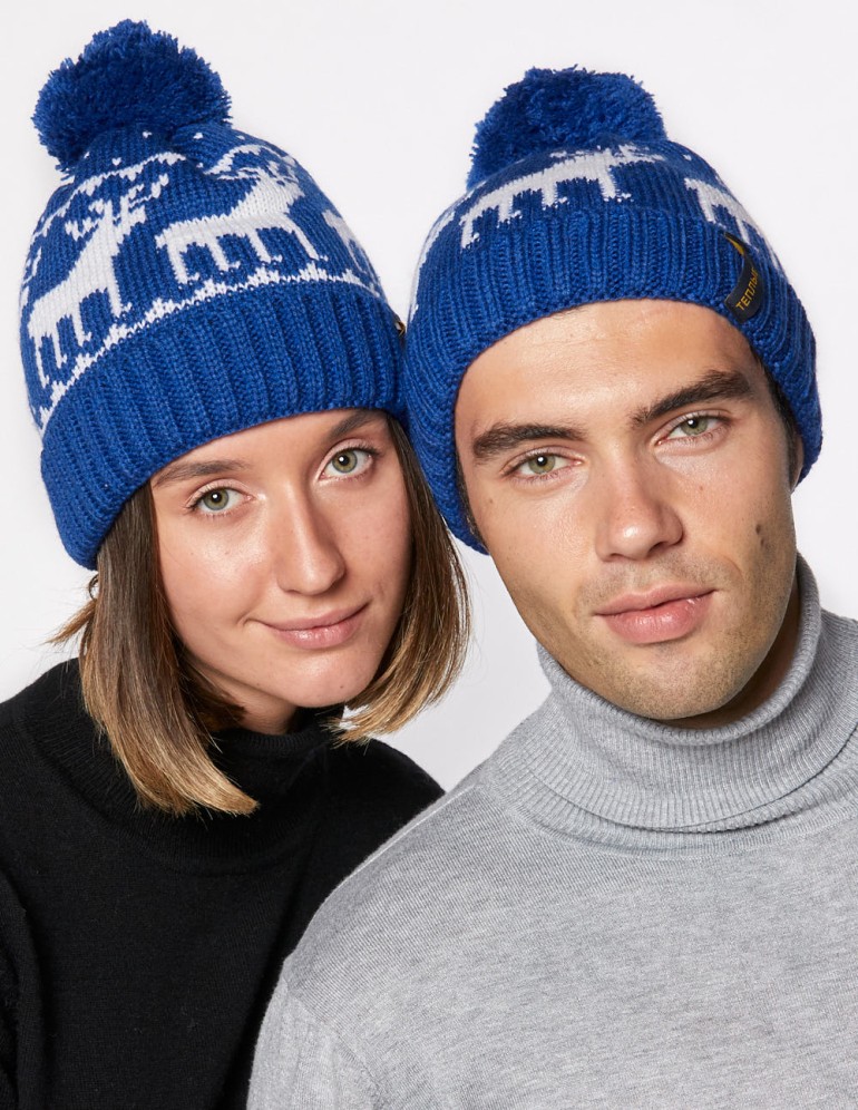 Мужская и женская шапки с оленями - фото1