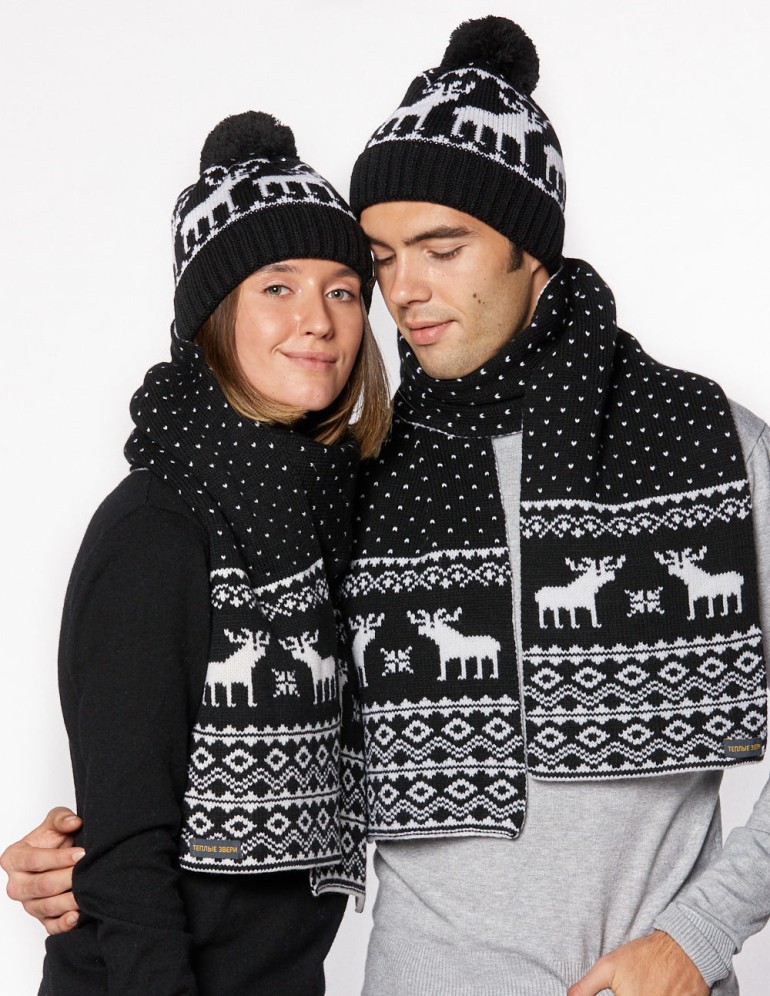 Шапка и шарф с оленями для мужчины и женщины - фото4