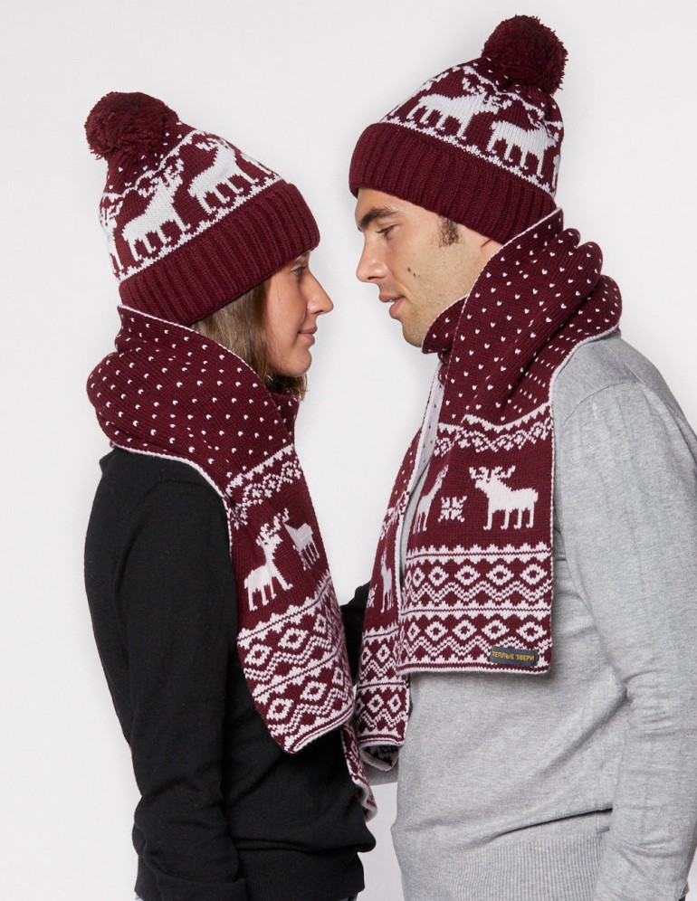Шапка и шарф с оленями для мужчины и женщины - фото4