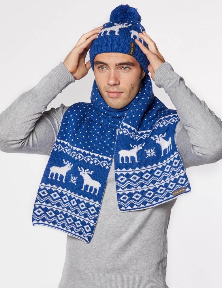 Мужские шапка и шарф с оленями - фото4