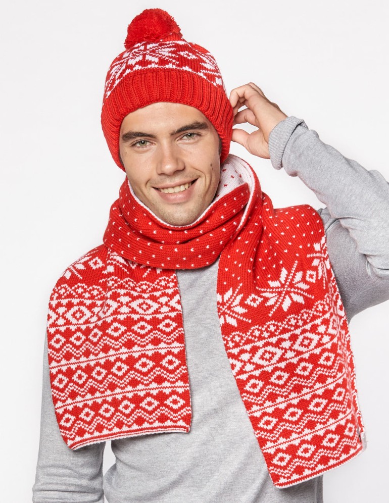 Мужские шапка и шарф со снежинками - фото1