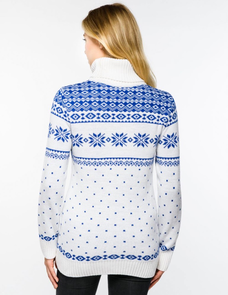 Женский свитер с оленями - фото3