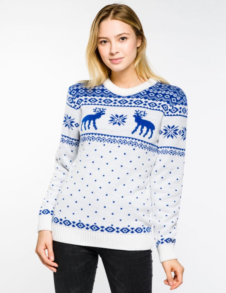 Женский свитер с оленями - фото1