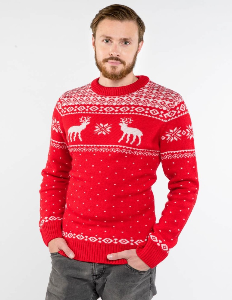 Мужской свитер с оленями - фото1