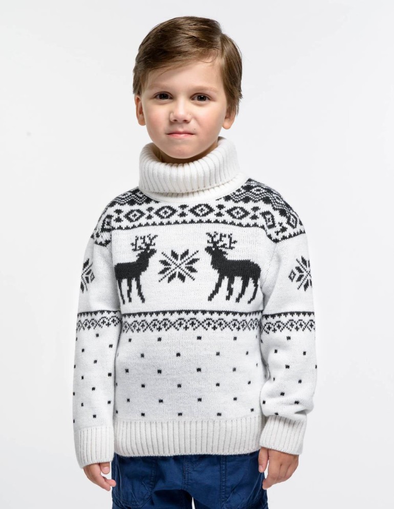 Детский свитер с оленями с горлом - фото2
