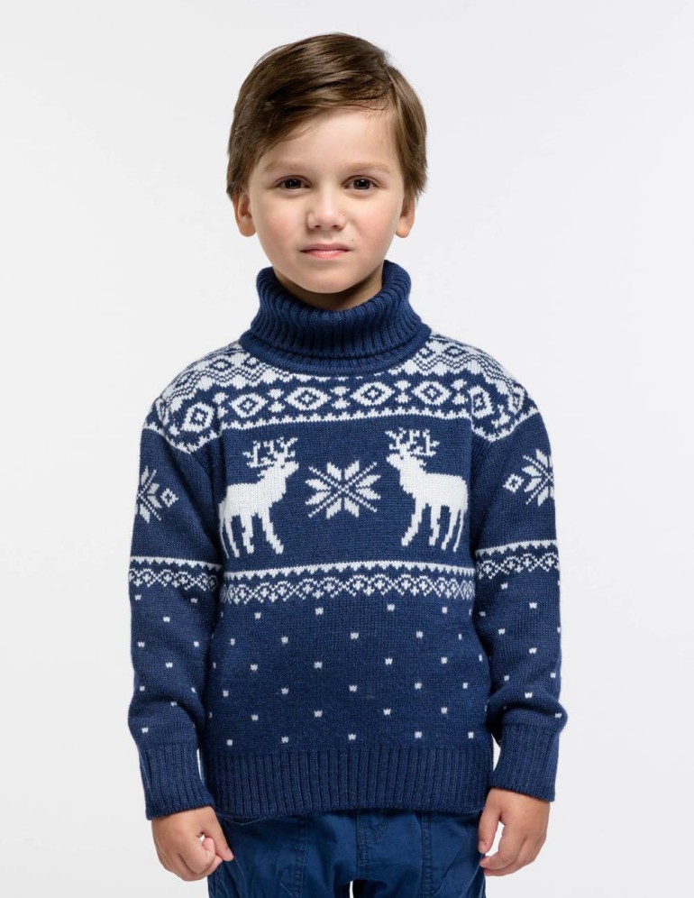 Детский свитер с оленями с горлом - фото2