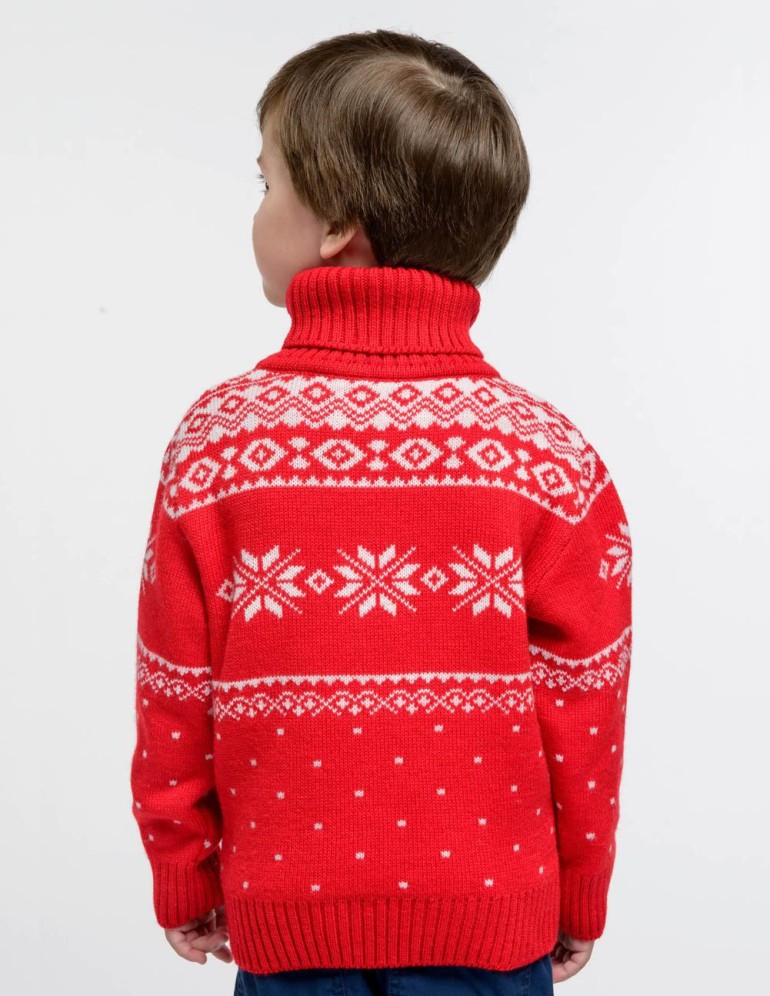 Детский свитер с оленями с горлом - фото3